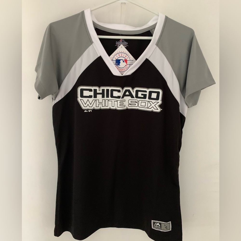 Chicago White Sox woman’s tee shirt MLB New XL